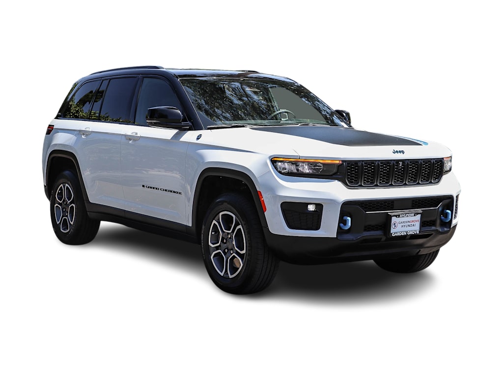 Thumbnail: 2022 Jeep Grand Cherokee - 14
