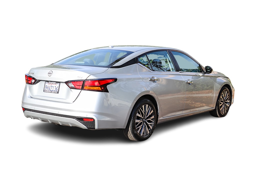 Thumbnail: 2024 Nissan Altima - 19