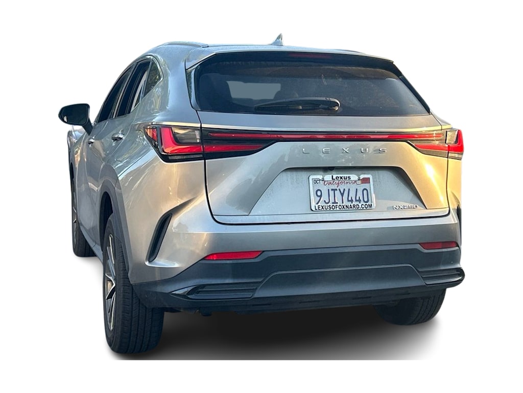 Thumbnail: 2024 Lexus ES - 3
