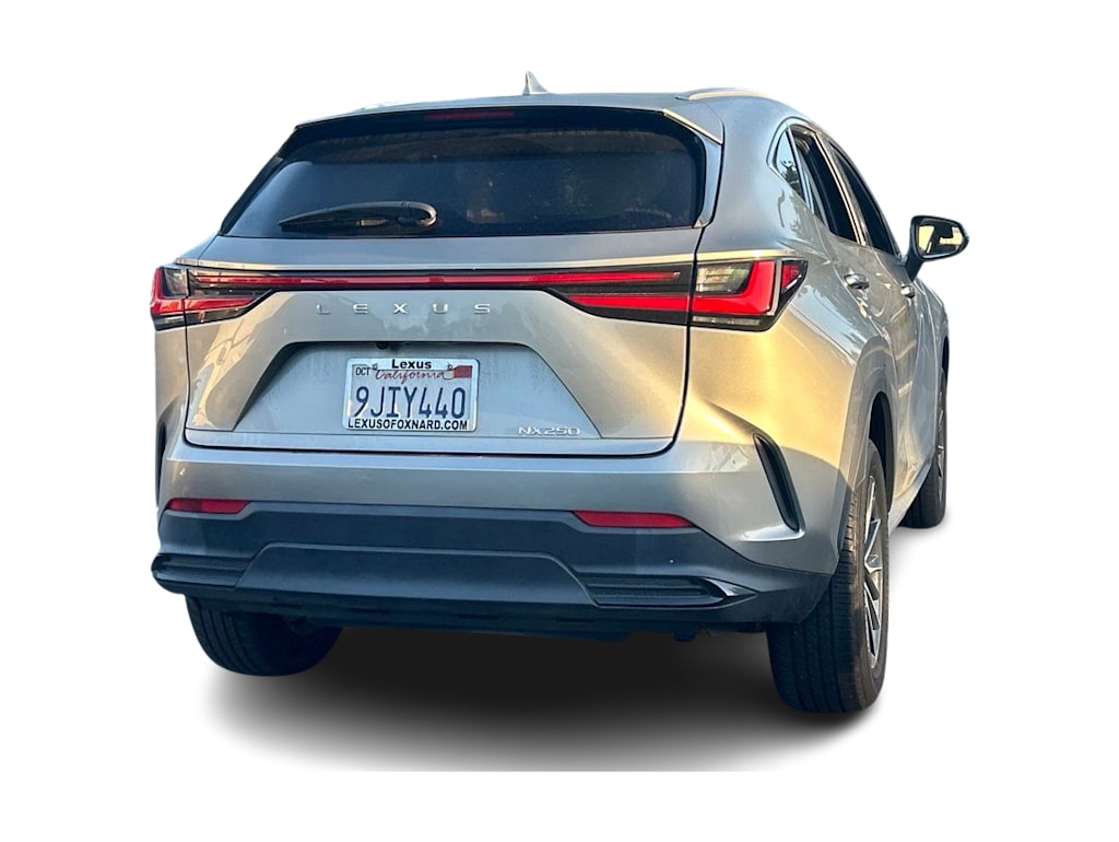 Thumbnail: 2024 Lexus ES - 8