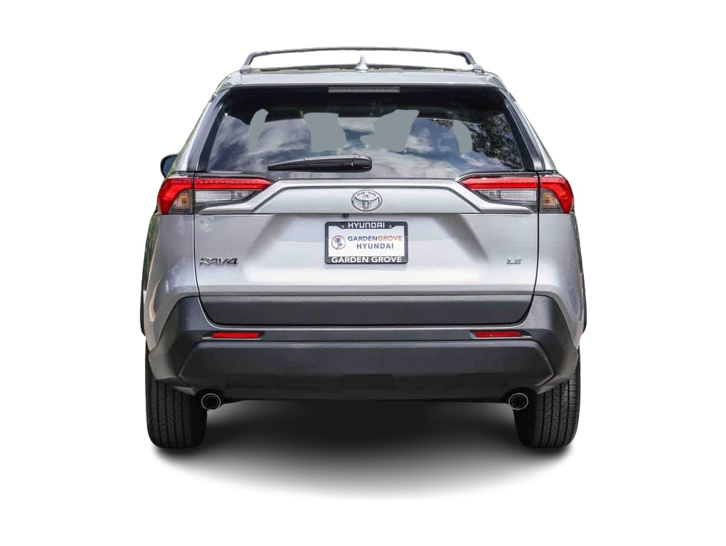 Thumbnail: 2021 Toyota RAV4 - 4