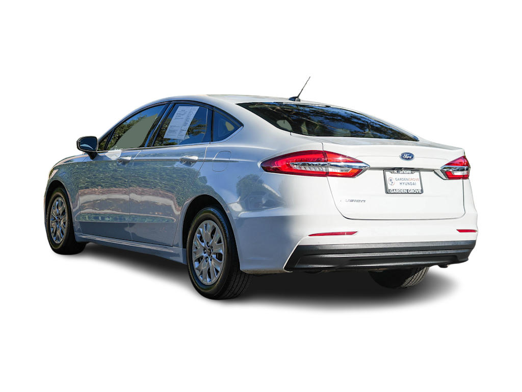 Thumbnail: 2019 Ford Fusion - 3
