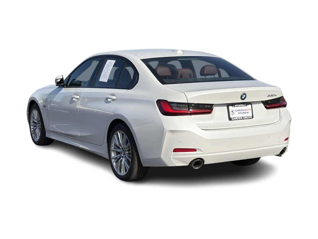 Thumbnail: 2023 BMW 3 Series - 4