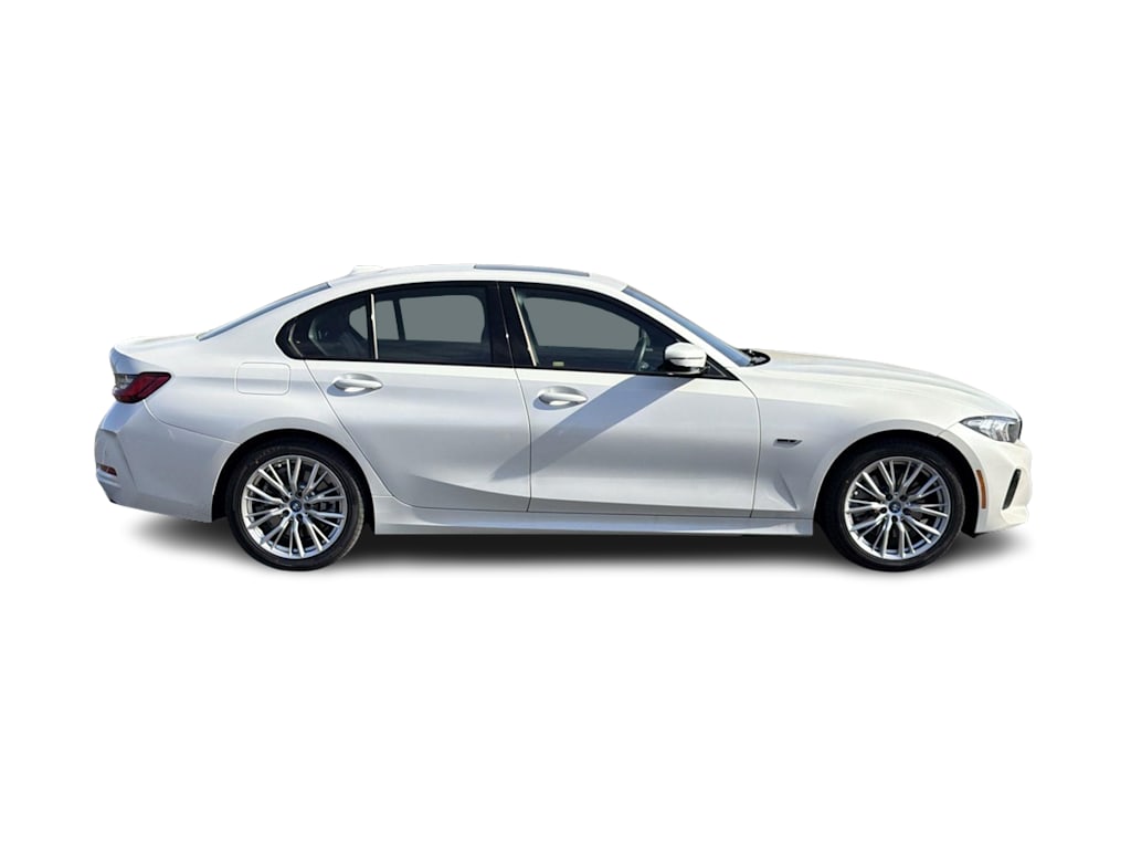 Thumbnail: 2023 BMW 3 Series - 20