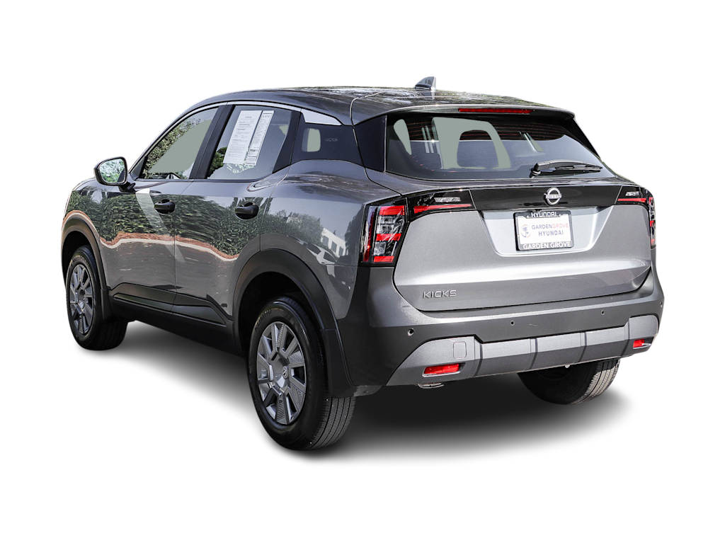 Thumbnail: 2025 Nissan Kicks - 3