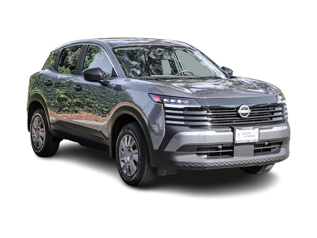 Thumbnail: 2025 Nissan Kicks - 16