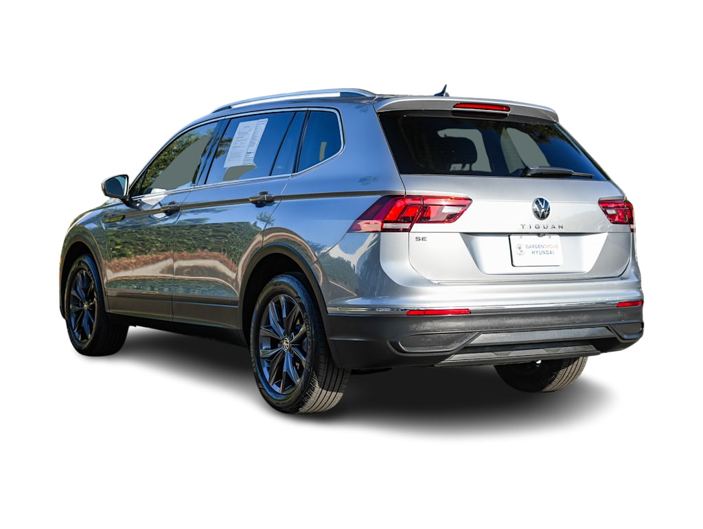 Thumbnail: 2024 Volkswagen Tiguan - 3