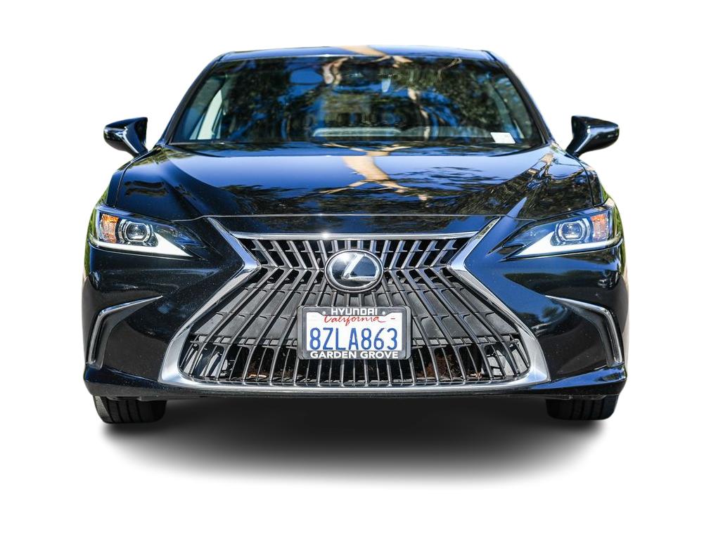 Thumbnail: 2022 Lexus ES - 5