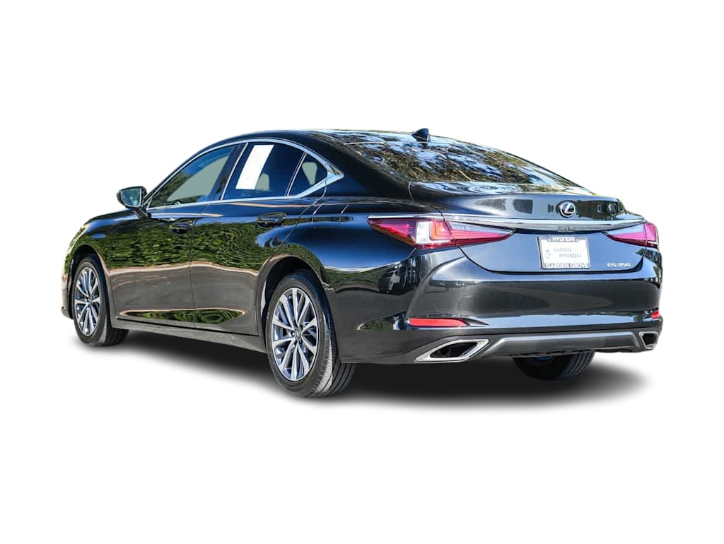 Thumbnail: 2022 Lexus ES - 3