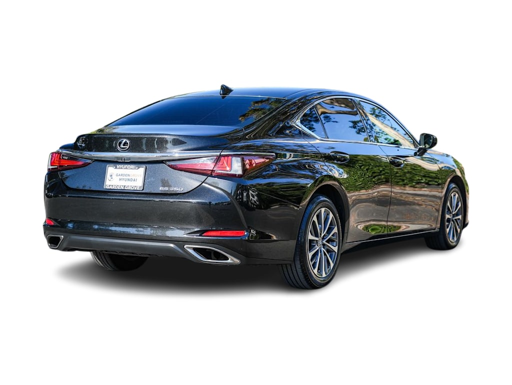 Thumbnail: 2022 Lexus ES - 19