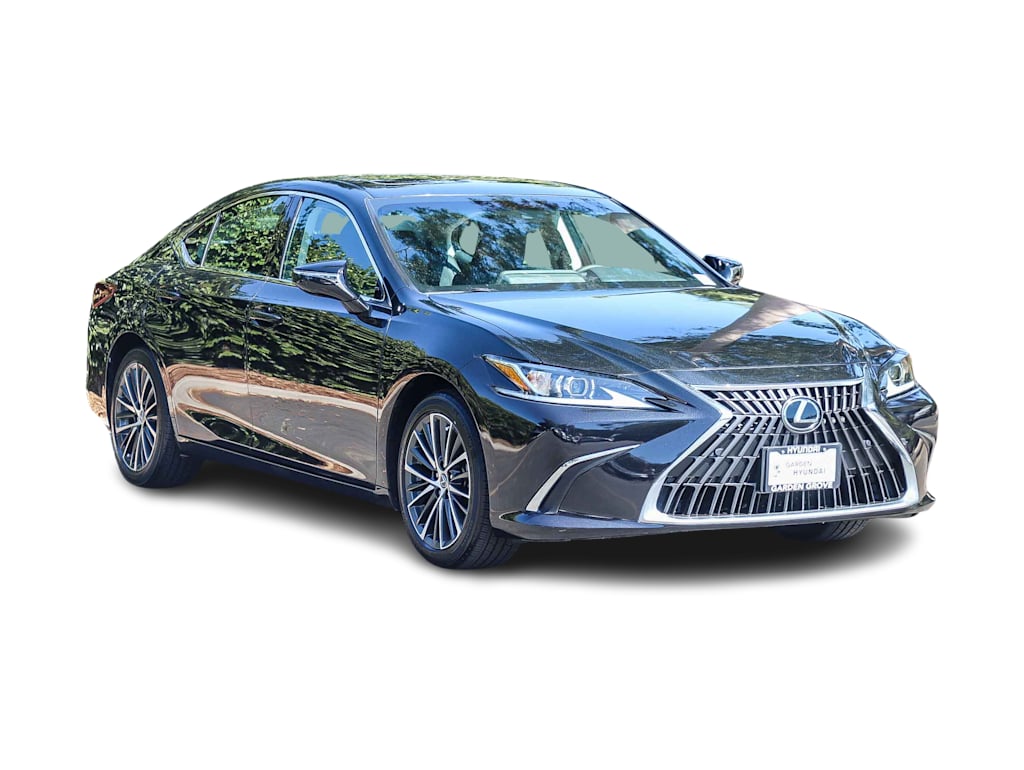 Thumbnail: 2023 Lexus ES - 18