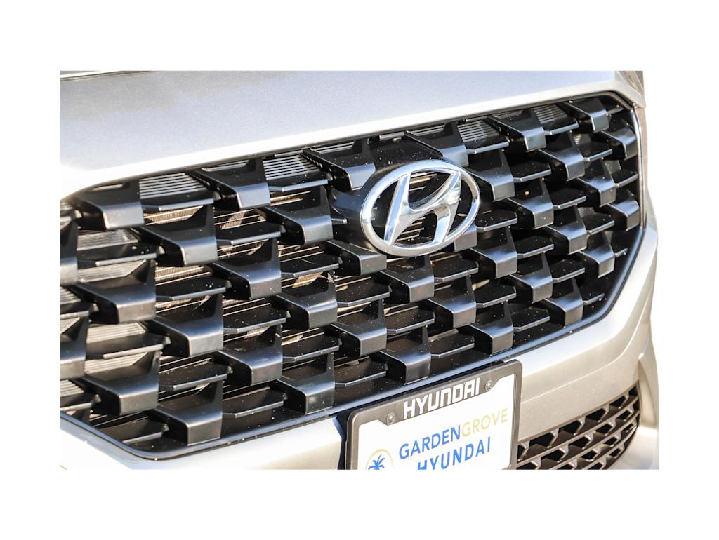 Thumbnail: 2023 Hyundai Santa Fe - 18