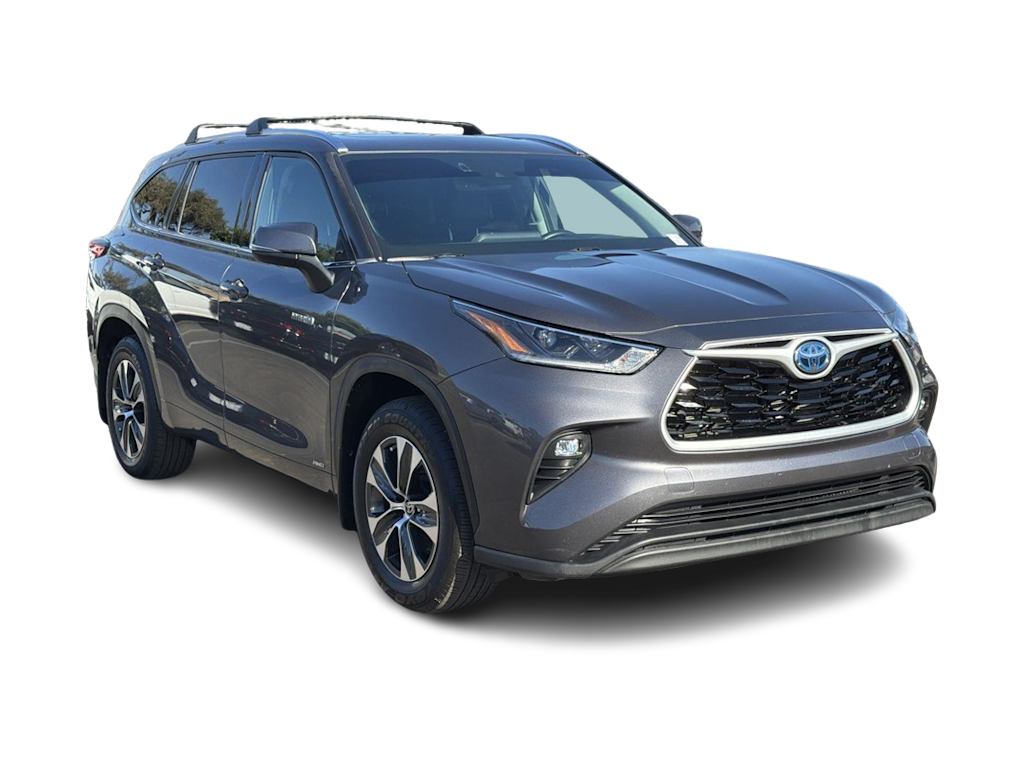 Thumbnail: 2021 Toyota Highlander - 21