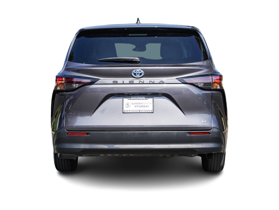 Thumbnail: 2025 Toyota Sienna - 4