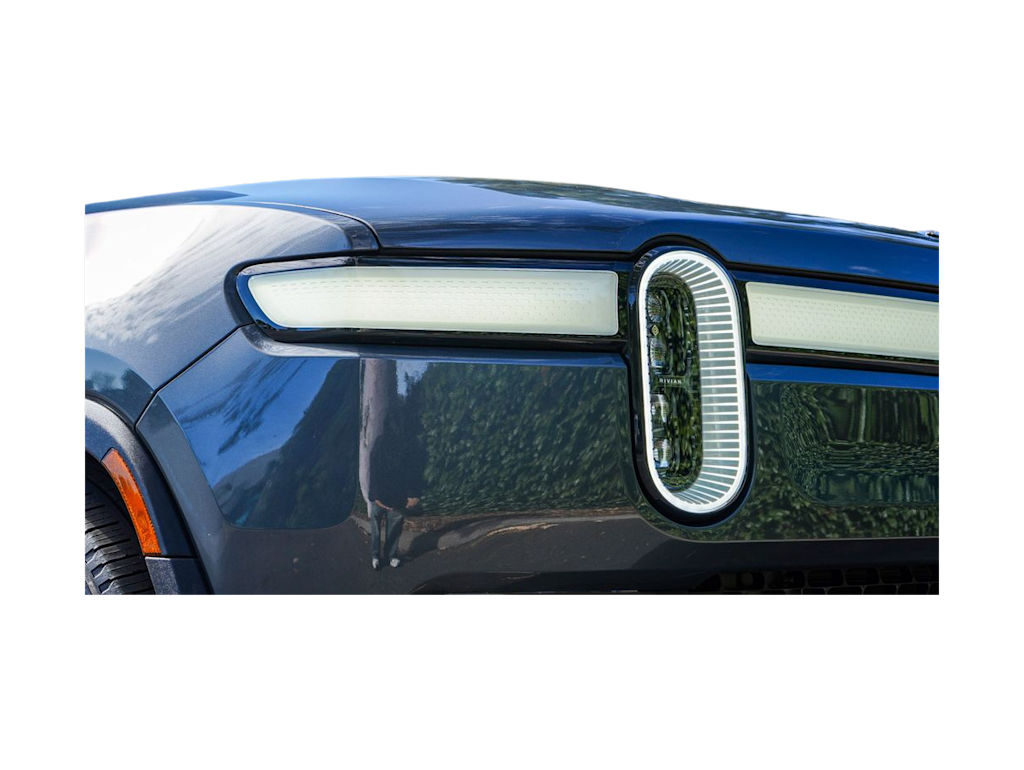 Thumbnail: 2023 Rivian R1S - 20