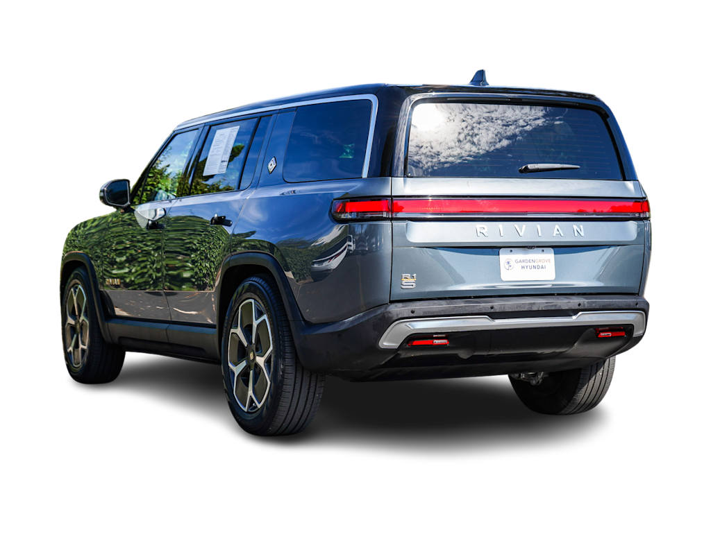 Thumbnail: 2023 Rivian R1S - 3