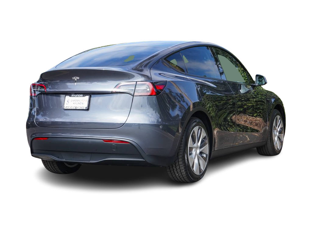 Thumbnail: 2023 Tesla Model Y - 17