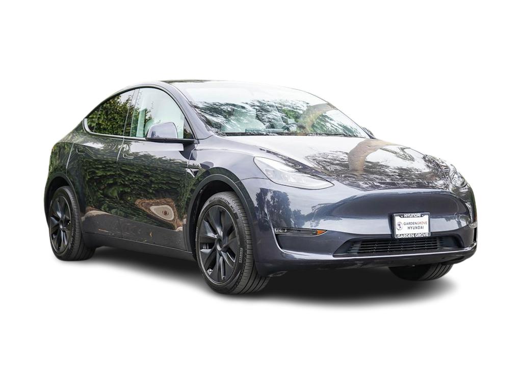 Thumbnail: 2025 Tesla Model Y - 15