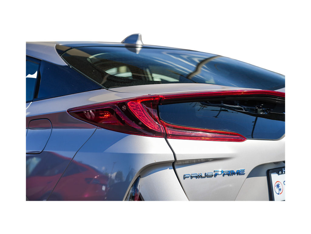 Thumbnail: 2021 Toyota Prius Prime - 19
