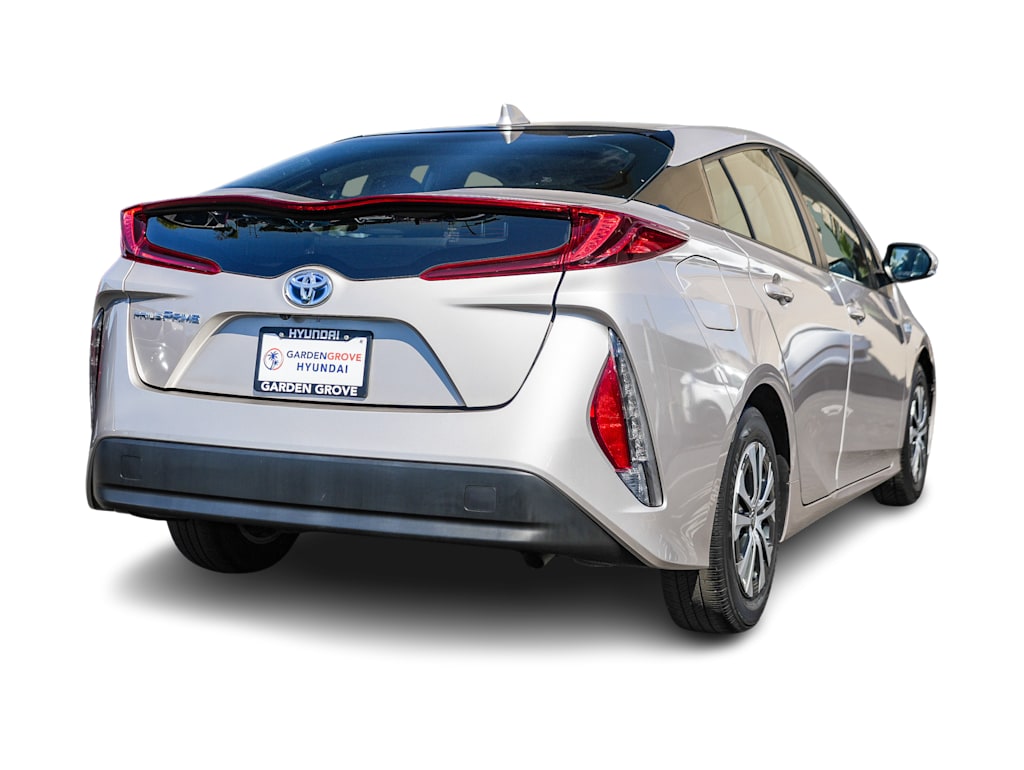Thumbnail: 2021 Toyota Prius Prime - 18