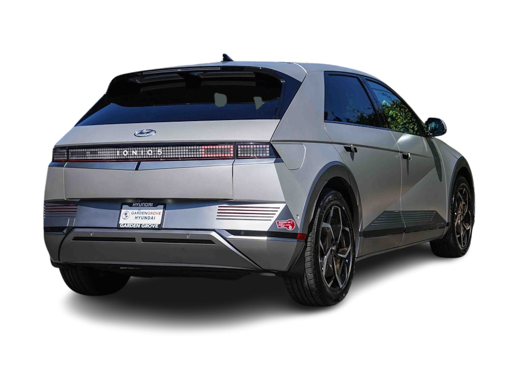 Thumbnail: 2023 Hyundai Ioniq 5 - 18