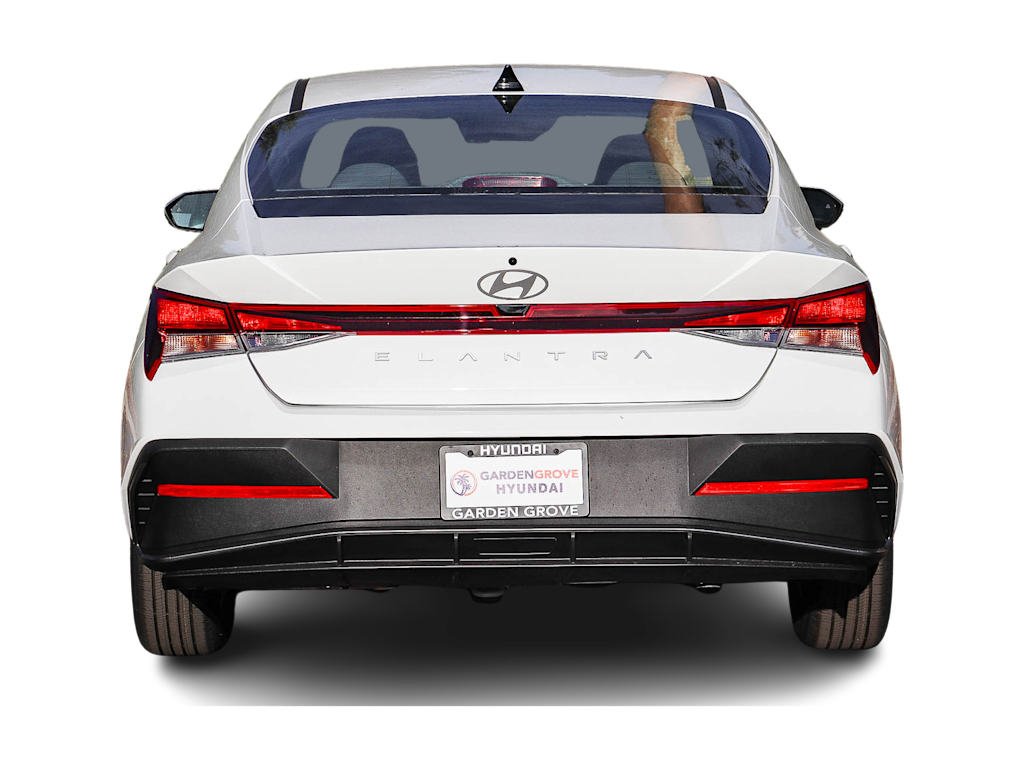 Thumbnail: 2026 Hyundai Elantra - 4