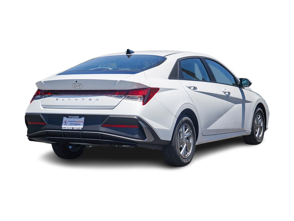 Thumbnail: 2026 Hyundai Elantra - 14