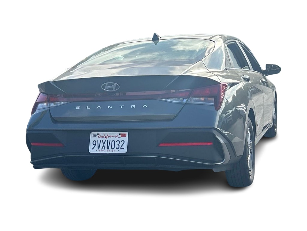 Thumbnail: 2025 Hyundai Elantra - 8