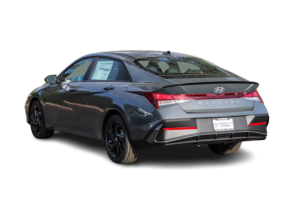 Thumbnail: 2026 Hyundai Elantra - 3