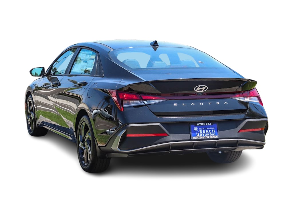Thumbnail: 2026 Hyundai Elantra - 3