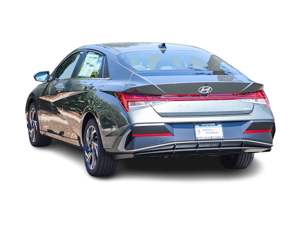 Thumbnail: 2026 Hyundai Elantra - 3