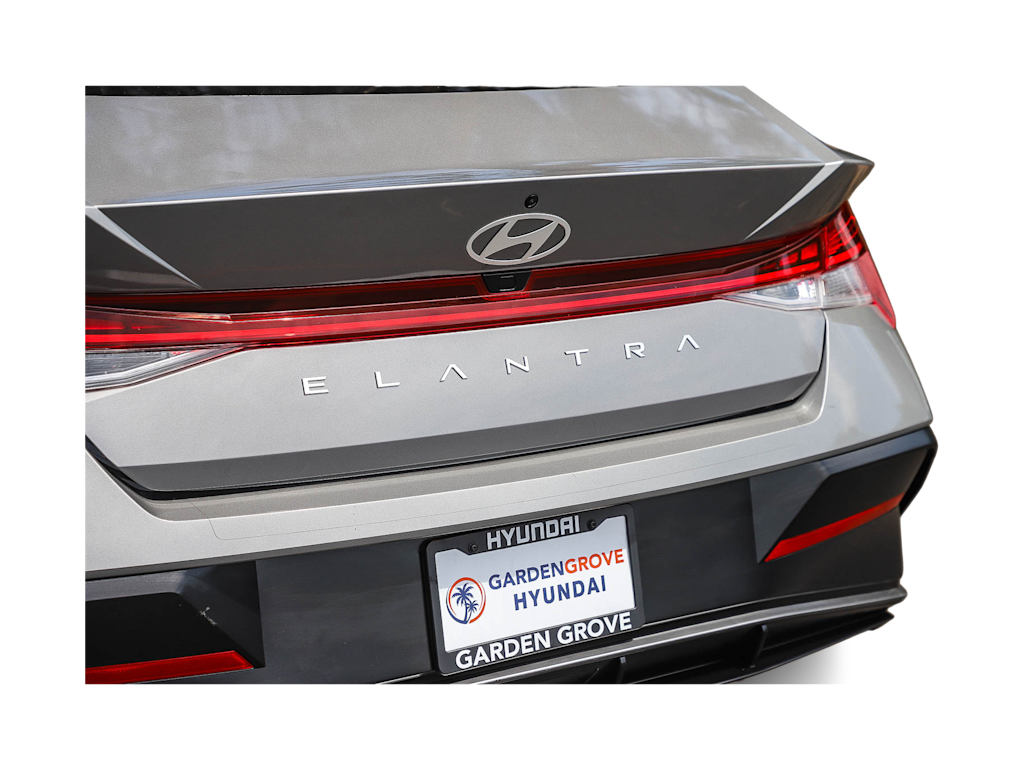 Thumbnail: 2024 Hyundai Elantra - 21