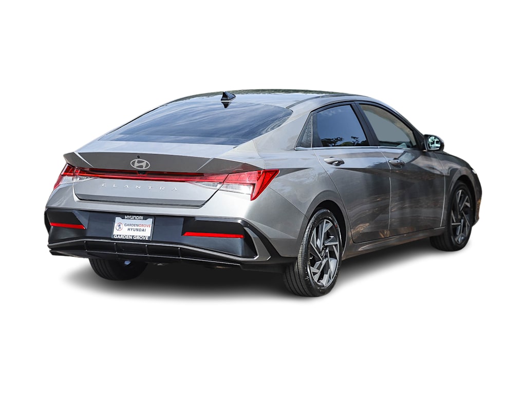 Thumbnail: 2024 Hyundai Elantra - 19
