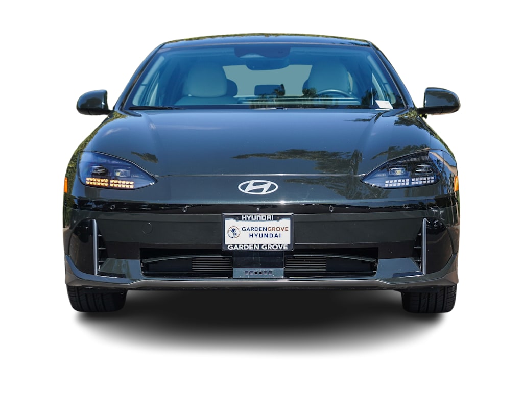 Thumbnail: 2023 Hyundai Ioniq 6 - 4