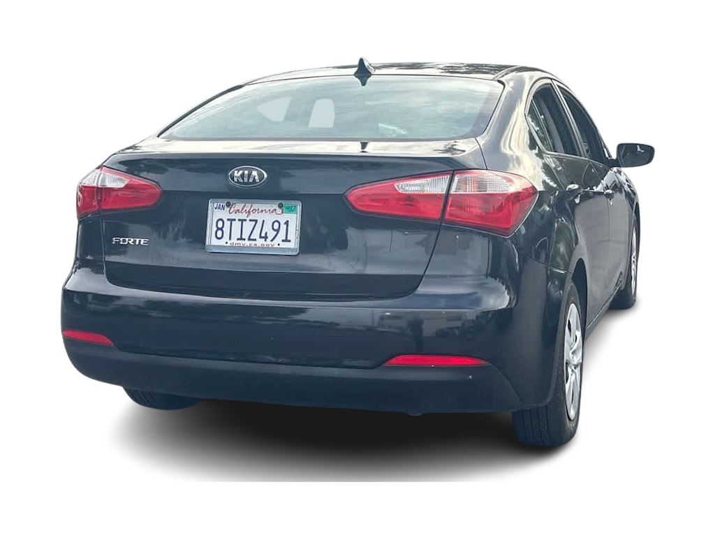 Thumbnail: 2016 Kia Forte - 8