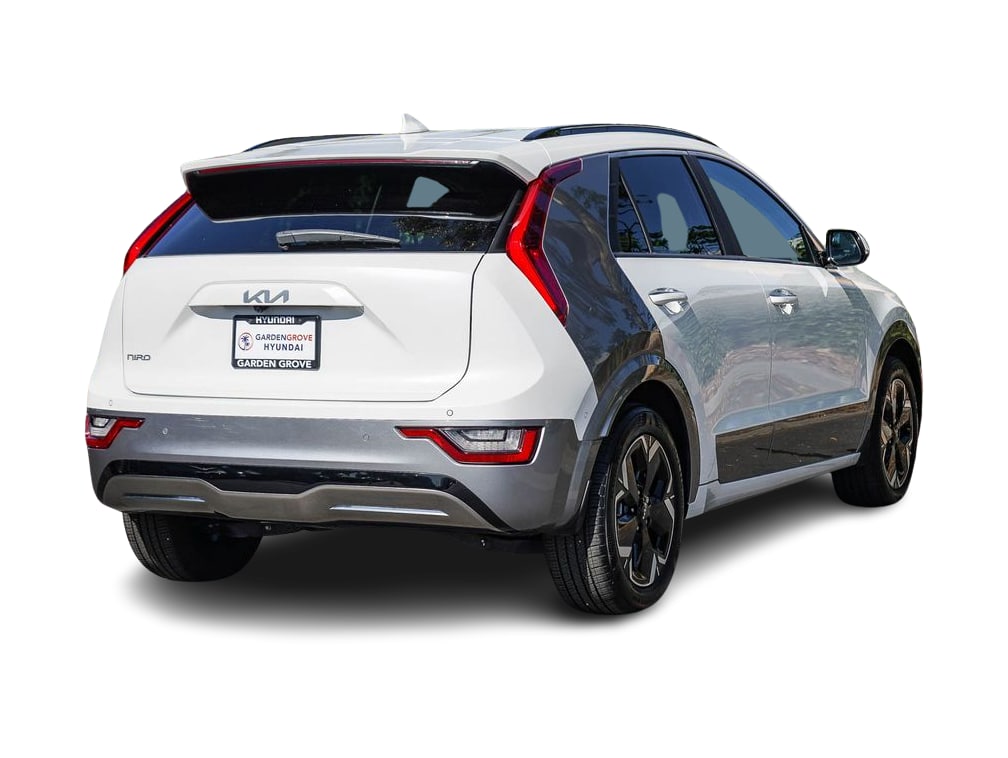 Thumbnail: 2024 Kia Niro - 18