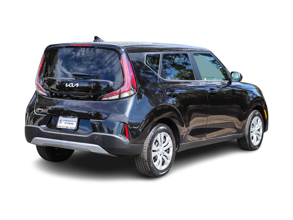 Thumbnail: 2023 Kia Soul - 18