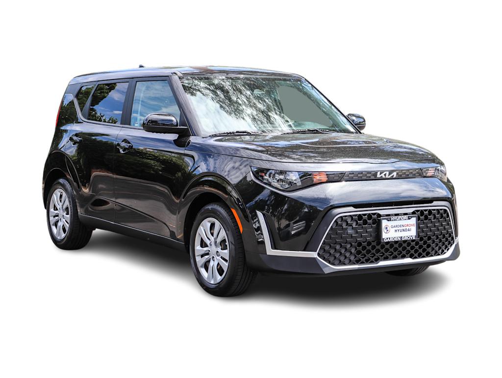 Thumbnail: 2023 Kia Soul - 16