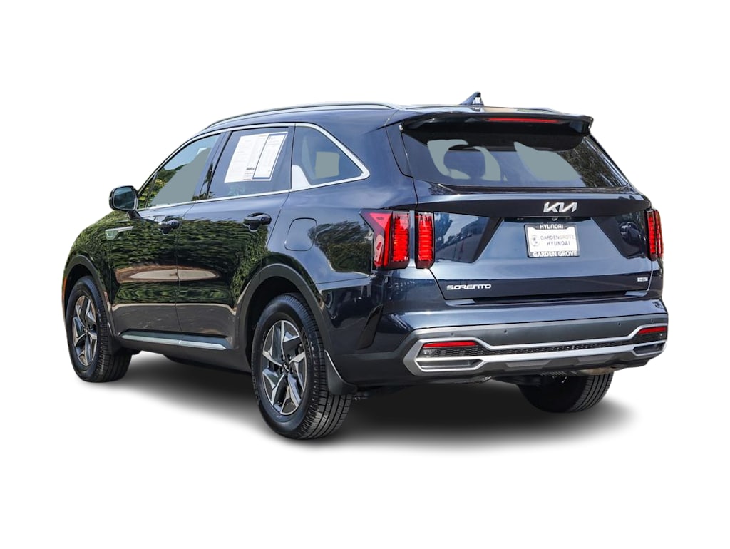 Thumbnail: 2023 Kia Sorento - 3
