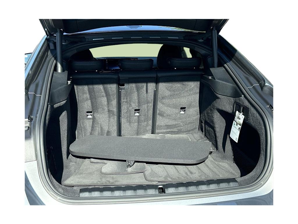 Thumbnail: 2023 BMW i4 - 17