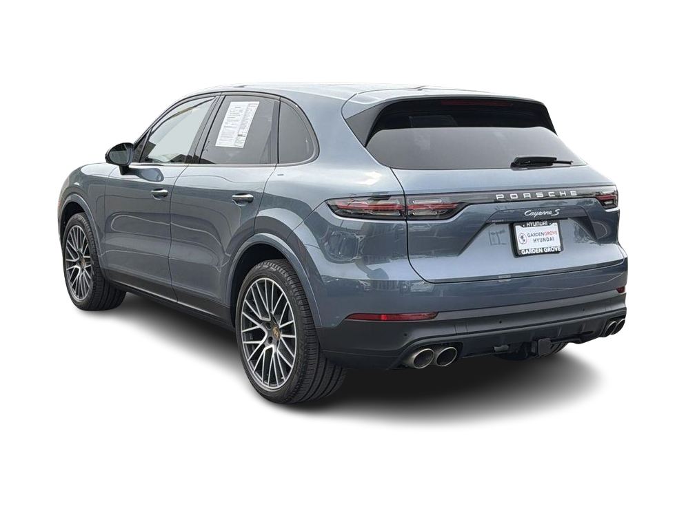 Thumbnail: 2019 Porsche Cayenne - 4
