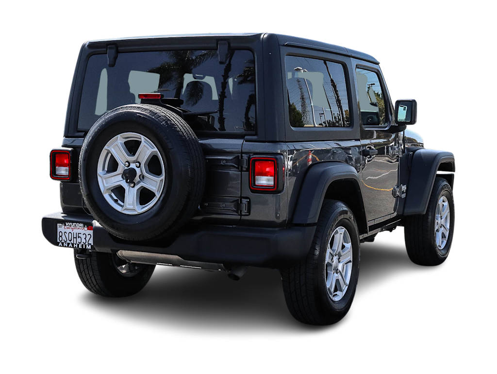 Thumbnail: 2021 Jeep Wrangler - 18