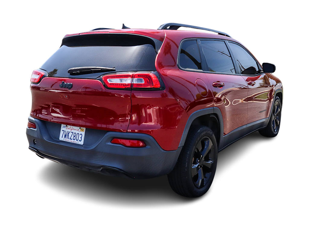 Thumbnail: 2017 Jeep Cherokee - 15