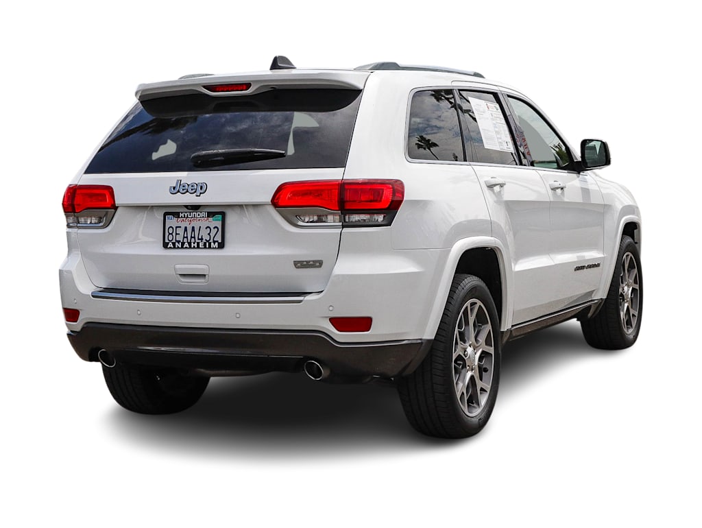 Thumbnail: 2018 Jeep Grand Cherokee - 20