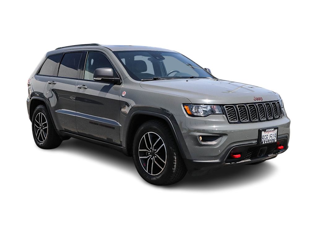 Thumbnail: 2019 Jeep Grand Cherokee - 17