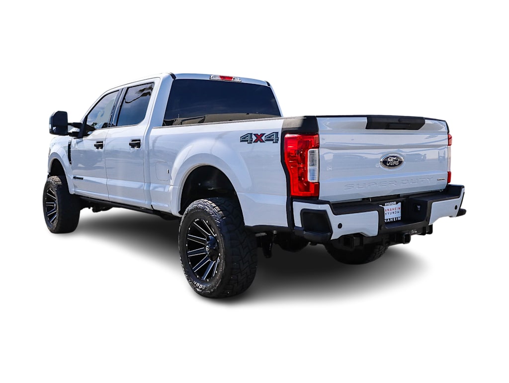 Thumbnail: 2019 Ford F-250 - 3