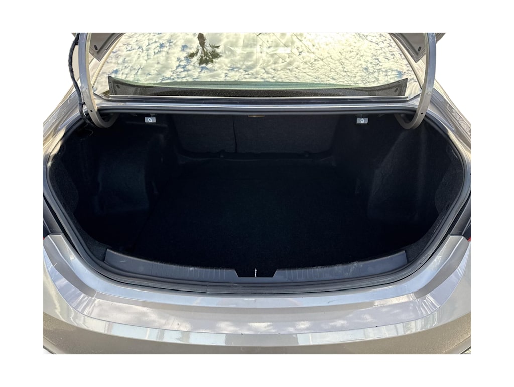 Thumbnail: 2023 Chevrolet Malibu - 16