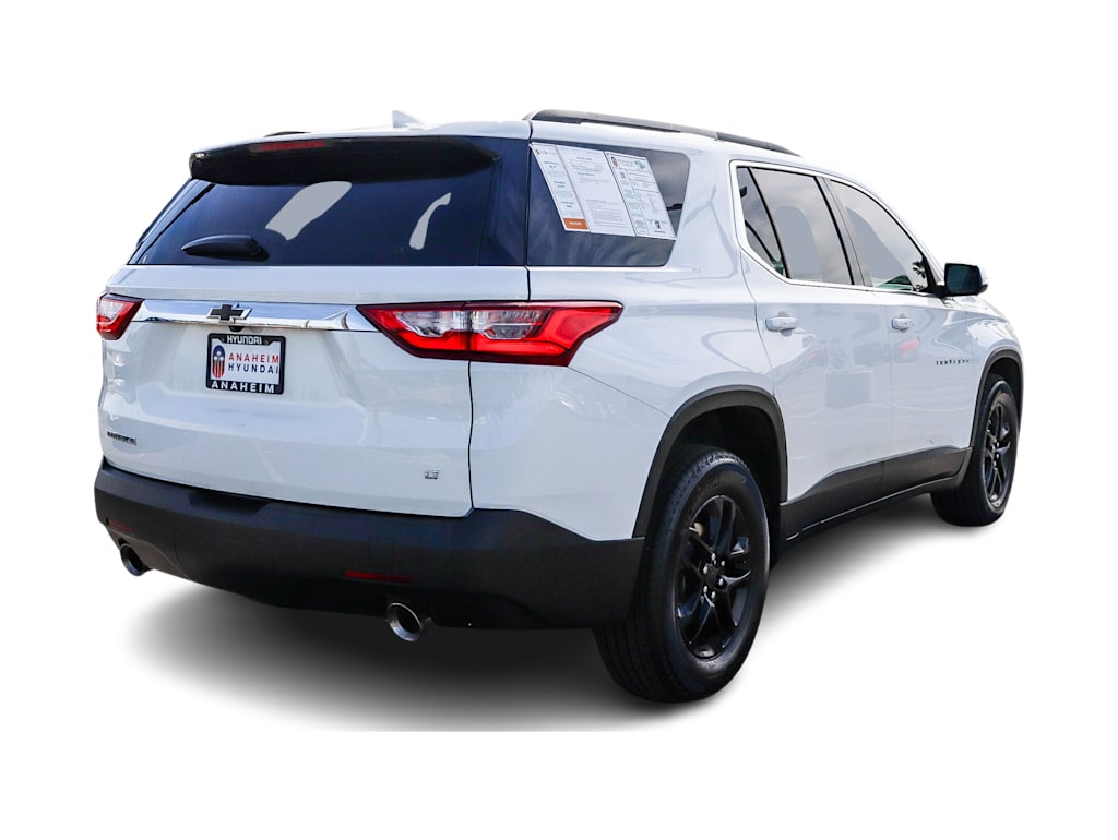 Thumbnail: 2021 Chevrolet Traverse - 17