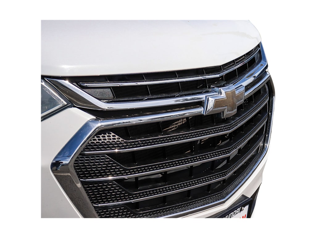 Thumbnail: 2021 Chevrolet Traverse - 16