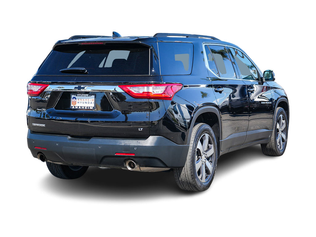 Thumbnail: 2021 Chevrolet Traverse - 19
